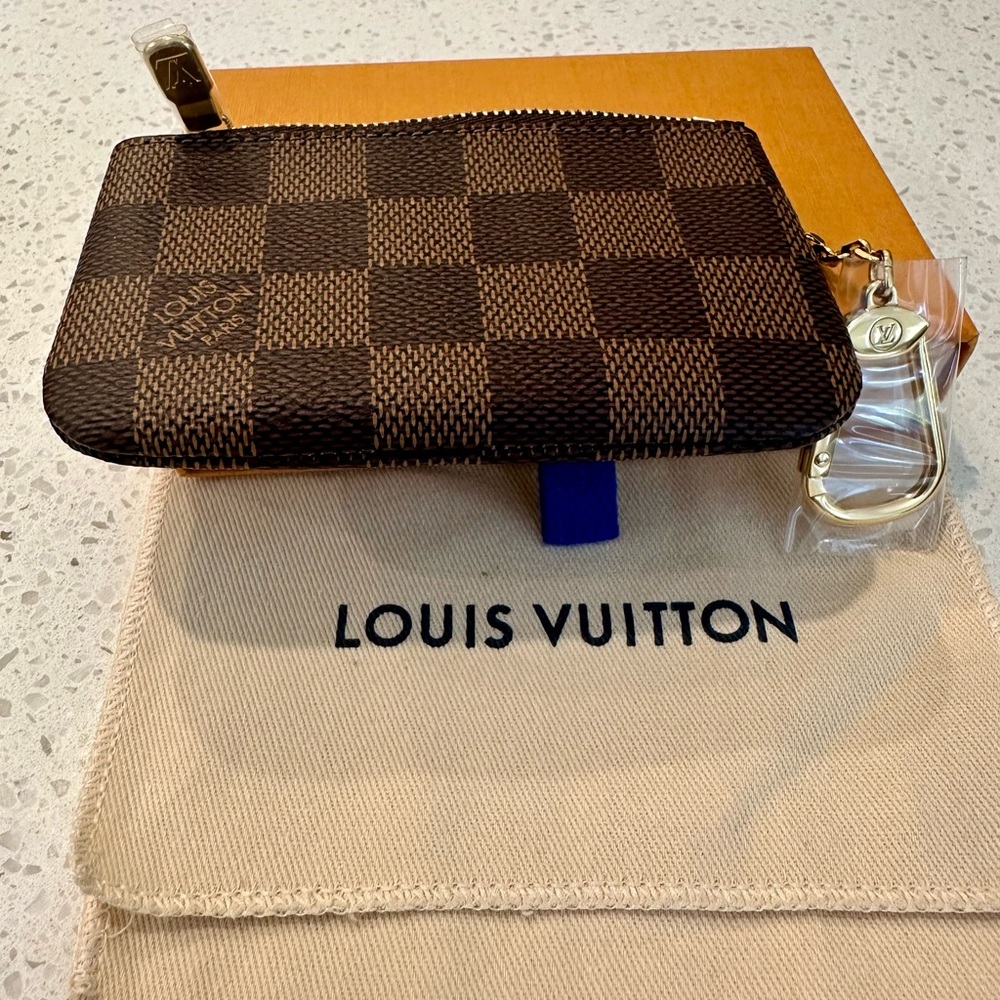 Louis Vuitton Damier Ebene Key Cles - Picture 7 of 7
